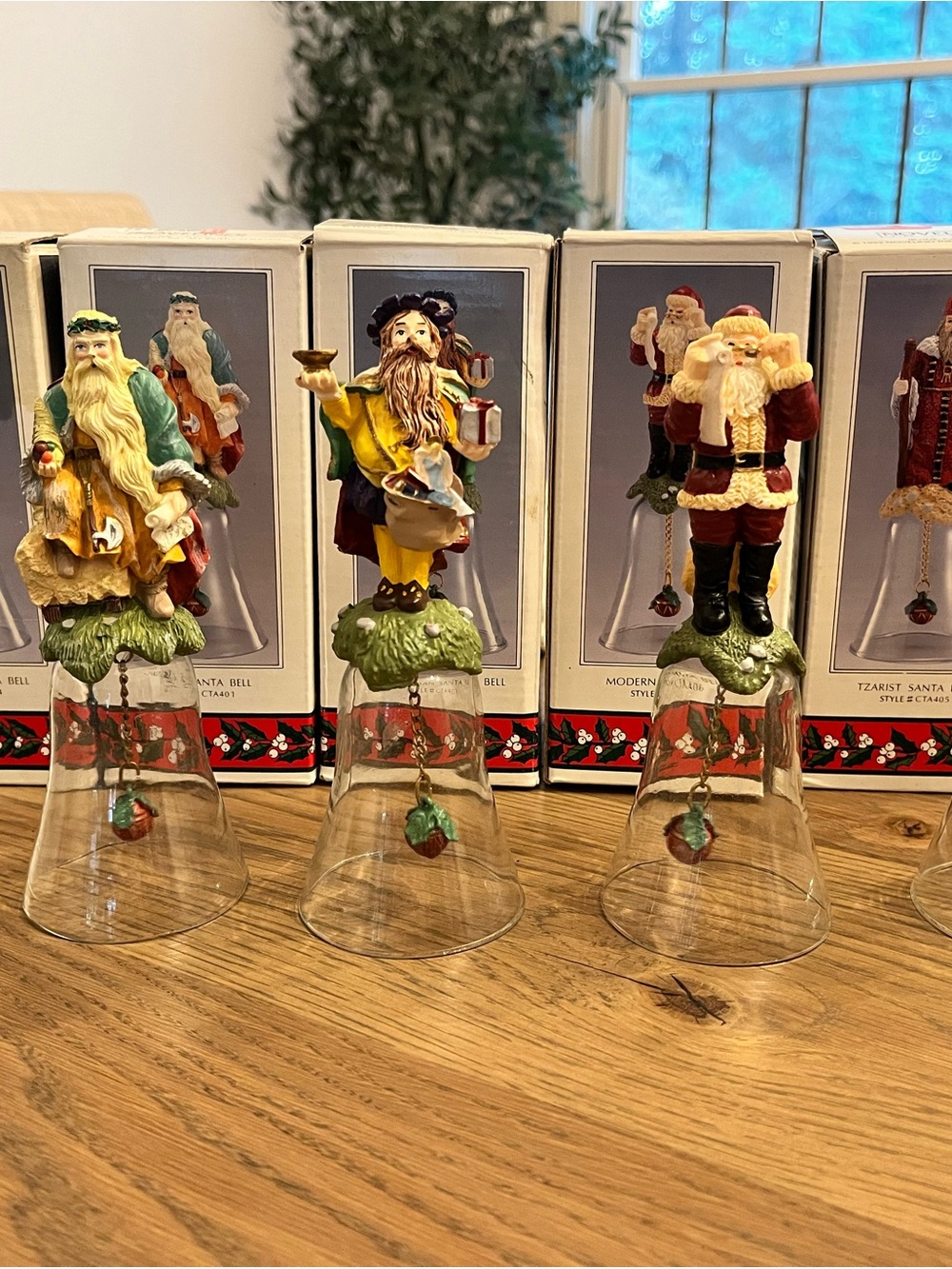 Novelino Christmas Thru The Ages Santa Glass Bells 1992 Set of 5 Boxed